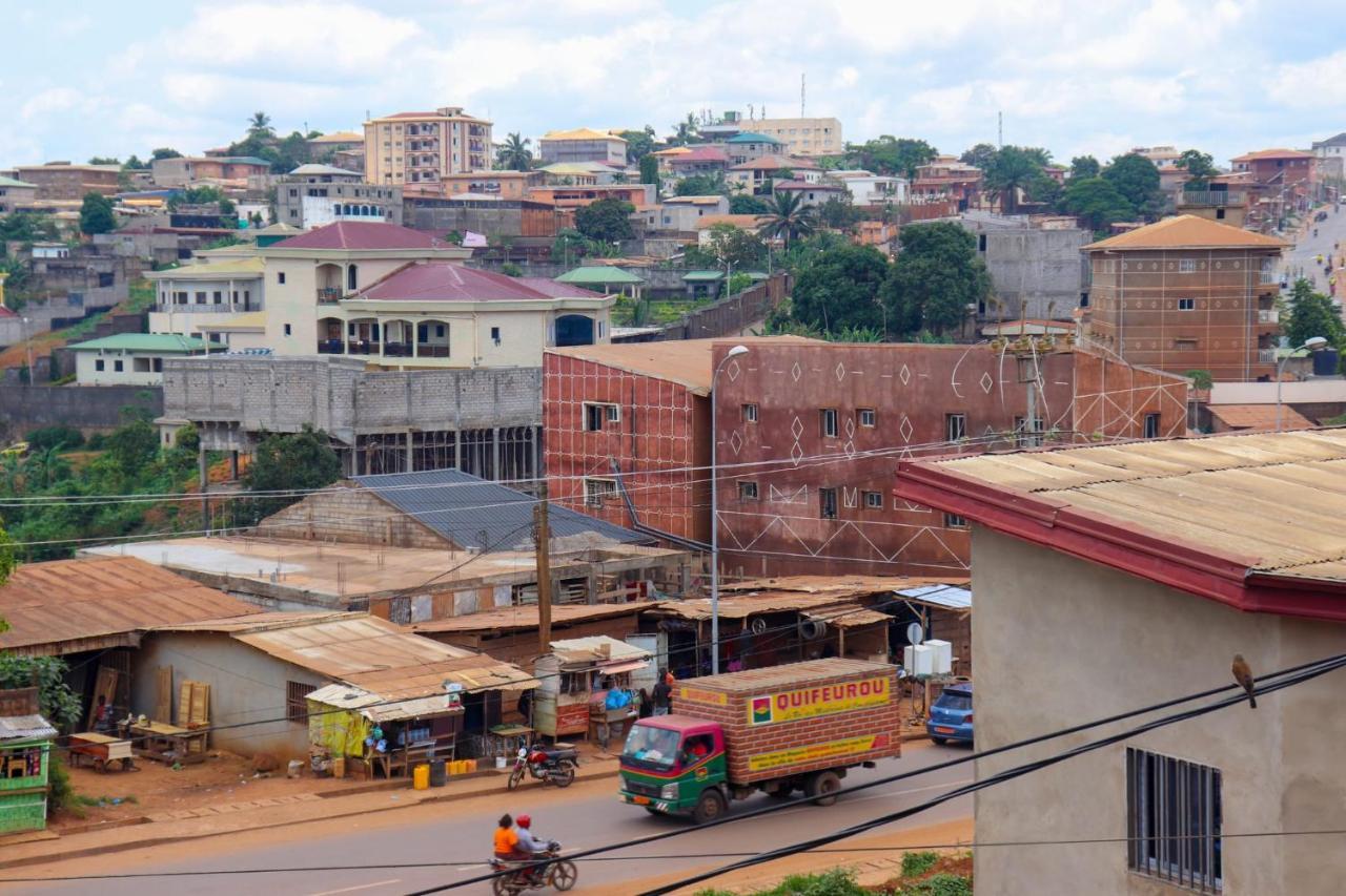 Britannia Hôtel Cmr Yaoundé Exterior foto