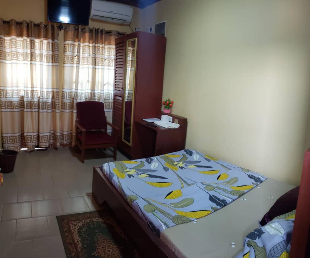Britannia Hôtel Cmr Yaoundé Exterior foto